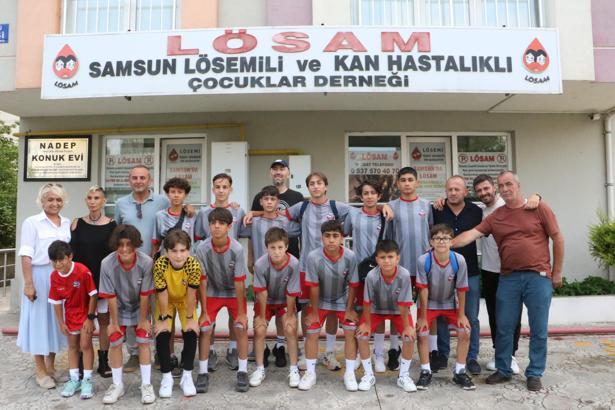 Kadıköyspor altyapı futbolcularından LÖSAM'a anlamlı ziyaret