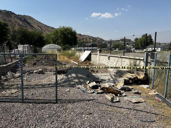 İnşattaki foseptik çukurunda üzerine toprak kayan işçi yaralandı