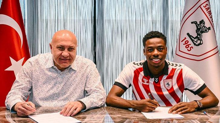 Samsunspor, Anthony Musaba ile 4 yıllık sözleşme imzaladı