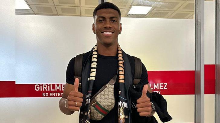 Trabzonspor, Felip Augusto ile 4+1 yıllık sözleşme imzaladı