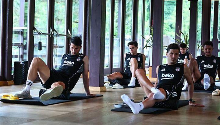 Beşiktaş, Avusturya'da çalışmalarını sürdürüyor