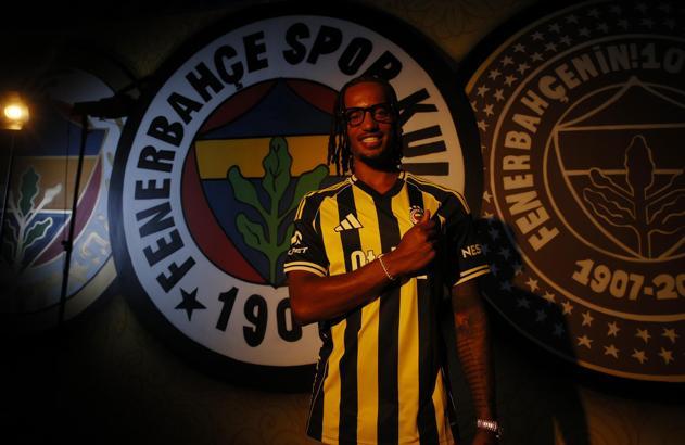 Archie Brown: Burada olmak benim için bir onur