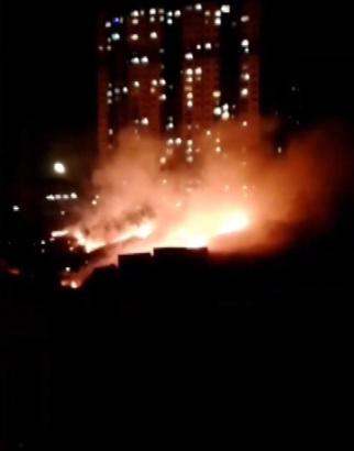 İstanbul - Esenyurt'ta inşaat alanında çıkan yangın söndürüldü