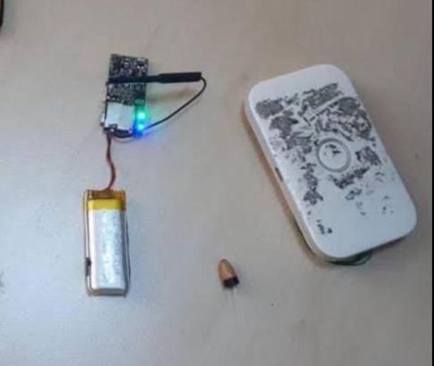 İstanbul - Küçükçekmece'de ehliyet sınavına düzenekle giren aday yakalandı