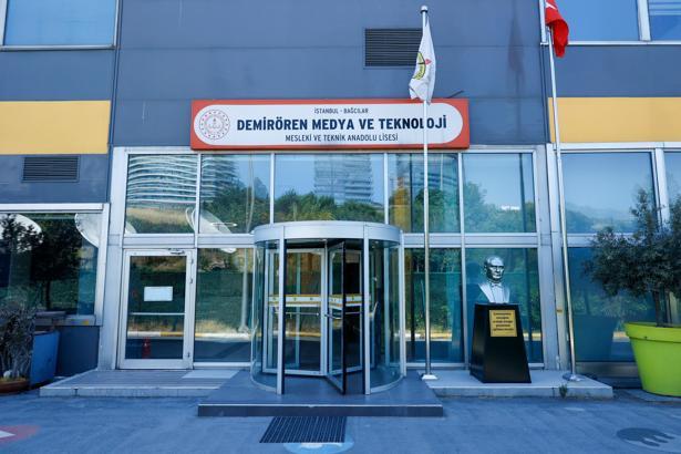 Demirören Medya ve Teknoloji MTAL’de Yapay Zeka Bölümü açıldı