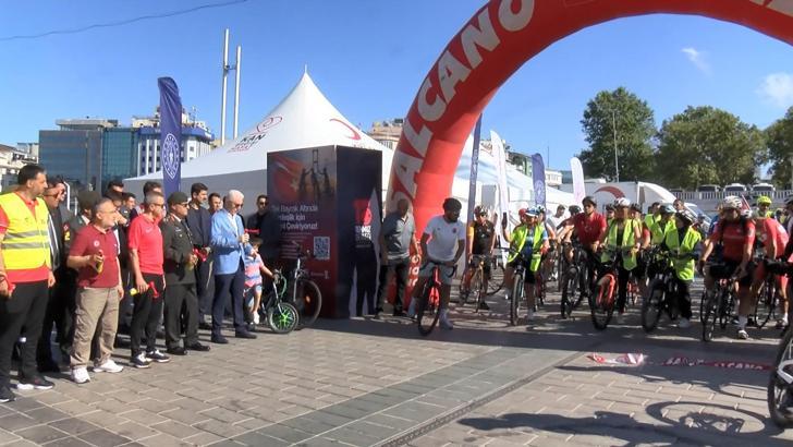 İstanbul- 15 Temmuz etkinlikleri kapsamında bisiklet turu düzenlendi