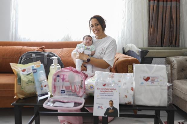 Yeni doğan bebeklerin ilk hediyesi büyükşehirden