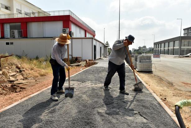 Kepez’den Aydoğmuş Mahallesi’nde kaldırım çalışması