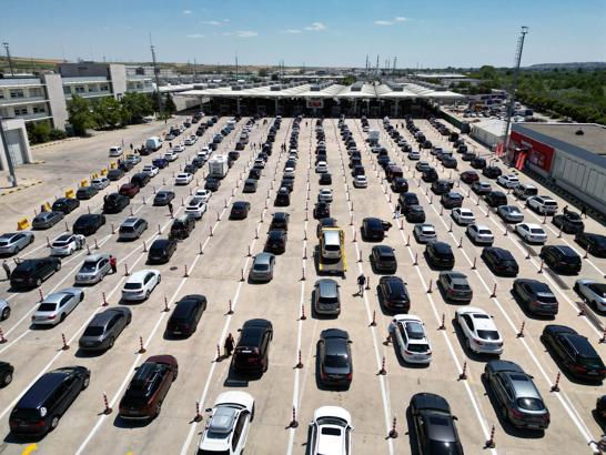 Gurbetçiler, Kapıkule’de yoğunluk oluşturdu