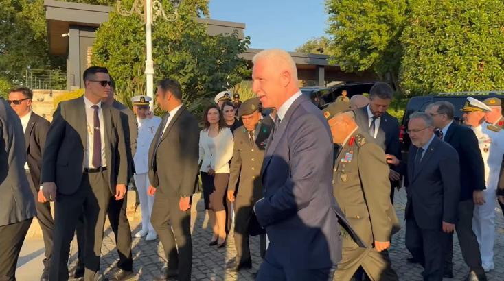 İstanbul - İstanbul Valisi Gül: Bu millet bu devleti uçurumun kenarından aldı