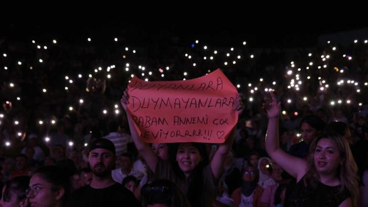 Akşehir’de Cengiz Kurtoğlu konseri