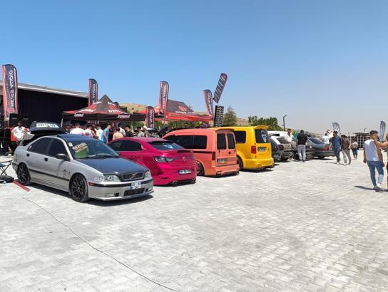 Emirdağ, modifiye araç tutkunlarını ağırladı