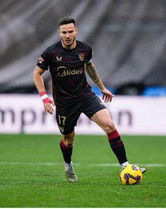 Bordo-mavililer, orta saha transferinde rotayı İspanya’ya çevirdi