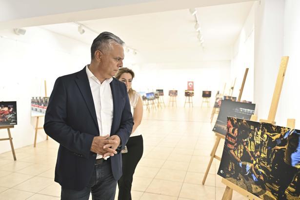 Muratpaşa'da 15 Temmuz anısına fotoğraf sergisi