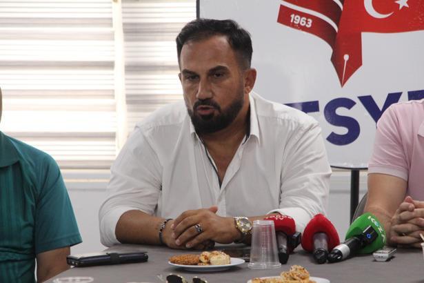 Adanaspor Teknik Direktörü Yeşilova: Mücadeleci ve pes etmeyen bir takım kuracağız