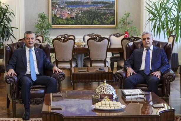 Özgür Özel, Yargıtay Cumhuriyet Başsavcısı Şentürk’ü ziyaret etti