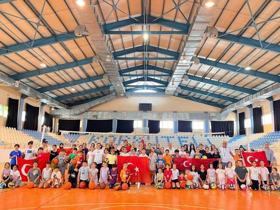 Yaz spor okulları coşkuyla başladı