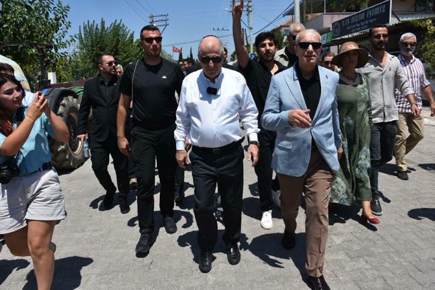 Ümit Özdağ: 30 tane silahı yakmakla, terör sonra ermez