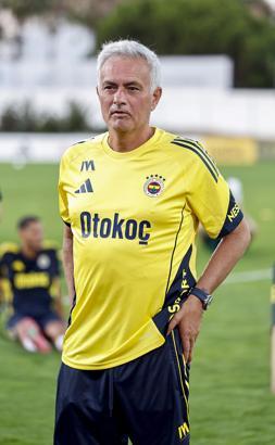 Fenerbahçe, Portekiz kampındaki ilk antrenmanını yaptı