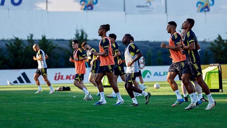 Fenerbahçe, Portekiz kampındaki ilk antrenmanını yaptı