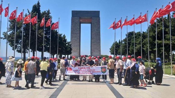 Şehit aileleri ve gaziler, Bursa ile Çanakkale’de tarihe tanıklık etti