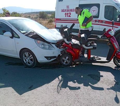 Edirne'de otomobil elektrikli bisiklete çarptı; 1 ölü, 1 yaralı