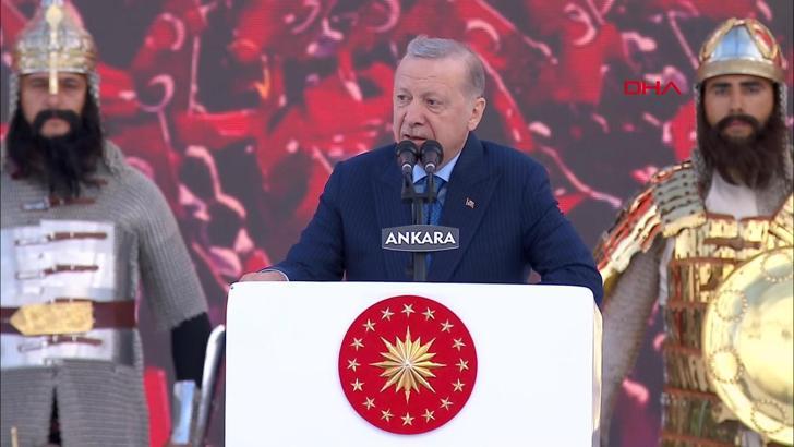 Cumhurbaşkanı Erdoğan: FETÖ'cü alçaklar, sonsuza kadar lanetle hatırlanacaklar