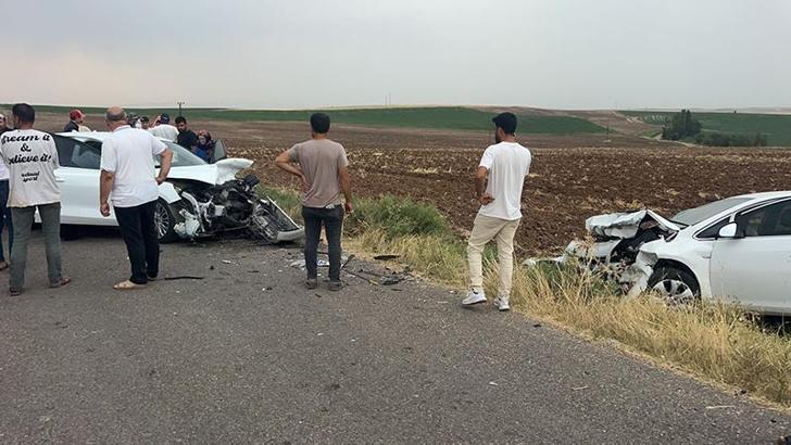 Diyarbakır’da iki otomobil kafa kafaya çarpıştı: 5 yaralı
