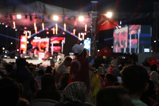 Gaziantep'te etkinliğin adresi ‘15 Temmuz Demokrasi Meydanı' oldu