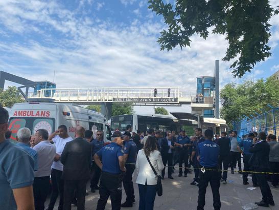 Ankara'da belediye otobüsünün karıştığı zincirleme kazada 26 kişi yaralandı (2)