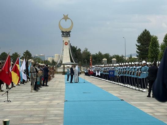 Cumhurbaşkanı Erdoğan, BAE Devlet Başkanı Al Nahyan'ı resmi törenle karşıladı