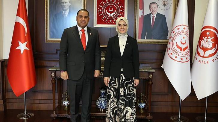 Bakan Göktaş, Bahreyn Krallığı'nın Ankara Büyükelçisi Marzooq'u kabul etti