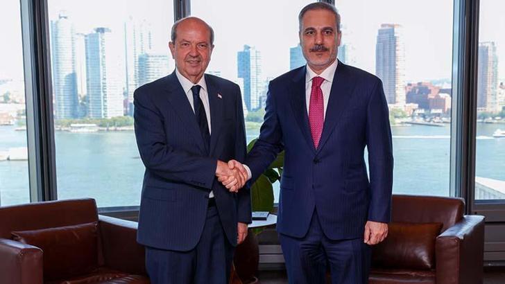 Bakan Fidan, KKTC Cumhurbaşkanı Tatar ile bir araya geldi