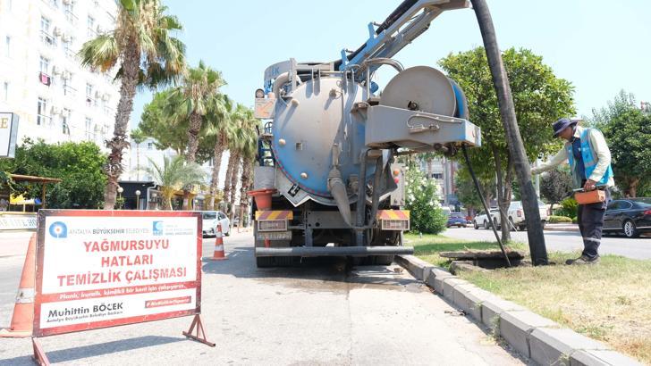 150 kilometrelik yağmursuyu hattında kapsamlı temizlik