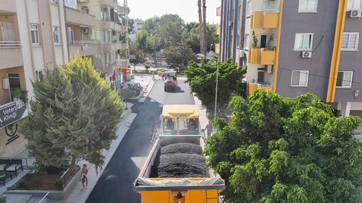 Yeni Ömerli Mahallesi’nde yol ve kaldırım çalışmaları tamamlandı