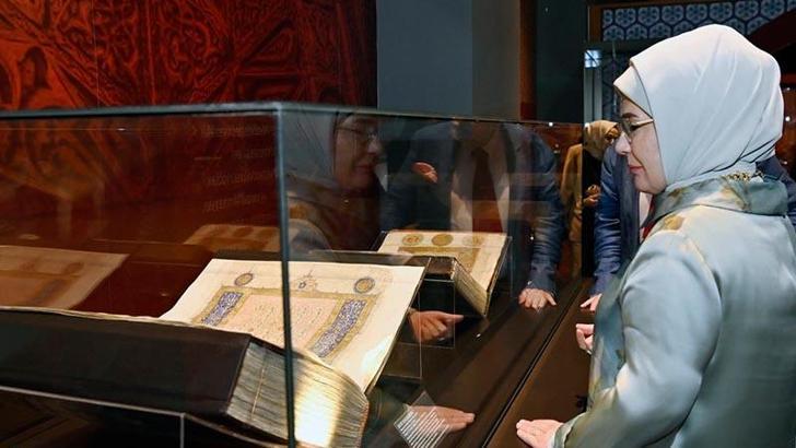 Emine Erdoğan, 'Anadolu Selçukluları Sergisi'ni ziyaret etti