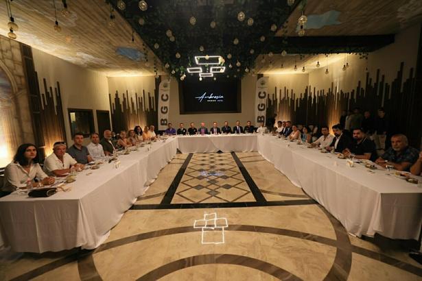 Muğla Valisi İdris Akbıyık, Bodrum Gazeteciler Cemiyeti ile buluştu