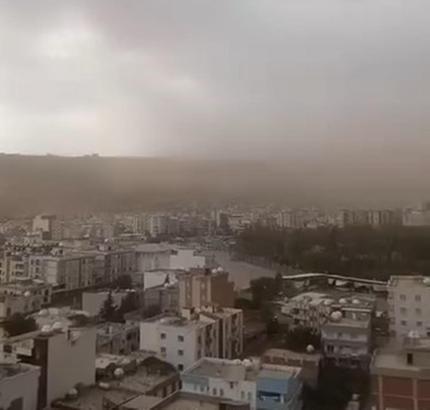 Şırnak’ta toz taşınımı etkili oldu