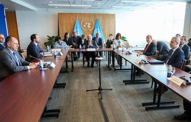 Bakan Fidan, Kıbrıs Gayrıresmi Toplantısı'na katıldı