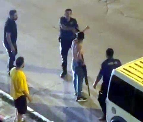 Muş'ta silahlı, sopalı kavga kamerada