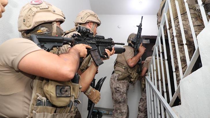 Mersin'de fuhuş operasyonunda 19 tutuklama