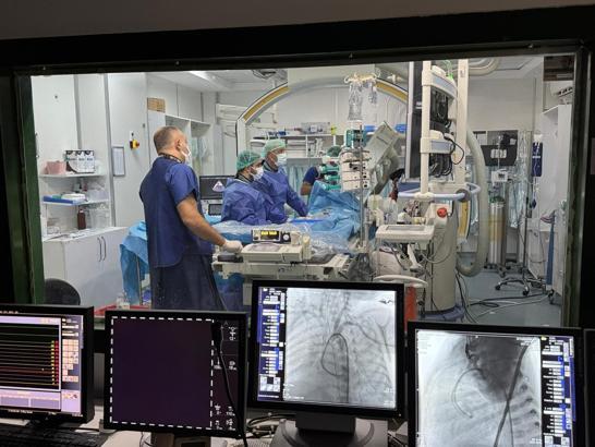 Ronya bebek nadir kalp hastalığından cerrahiye gerek kalmadan kurtarıldı