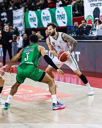 Karşıyaka potasında Thomas'tan veda