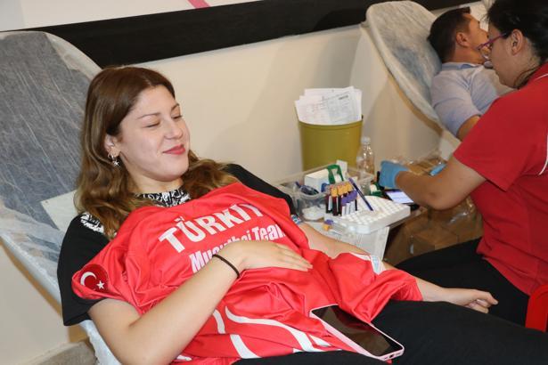 Milli sporculardan kan ve kök hücre bağışı