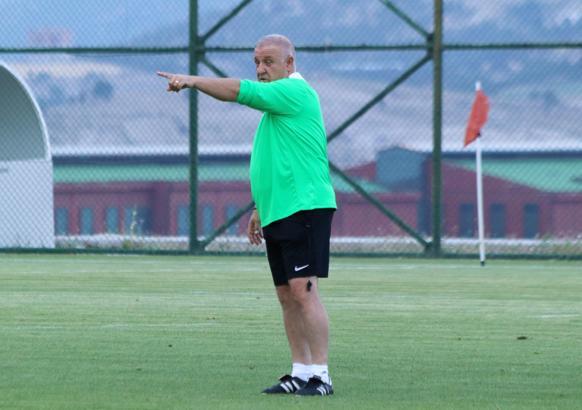 Şanlıurfaspor Teknik Direktörü Mesut Bakkal: Hedefimiz şampiyonluk