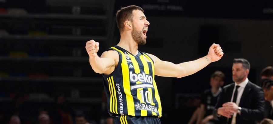 Melih Mahmutoğlu bir yıl daha Fenerbahçe Beko’da