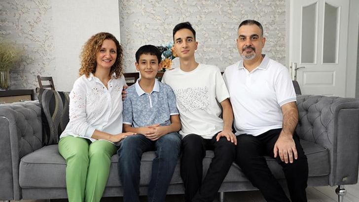 Gaziantep'te 2 kardeş bir hafta arayla Türkiye birincisi oldu