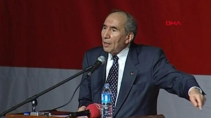 Altan Öymen hayatını kaybetti