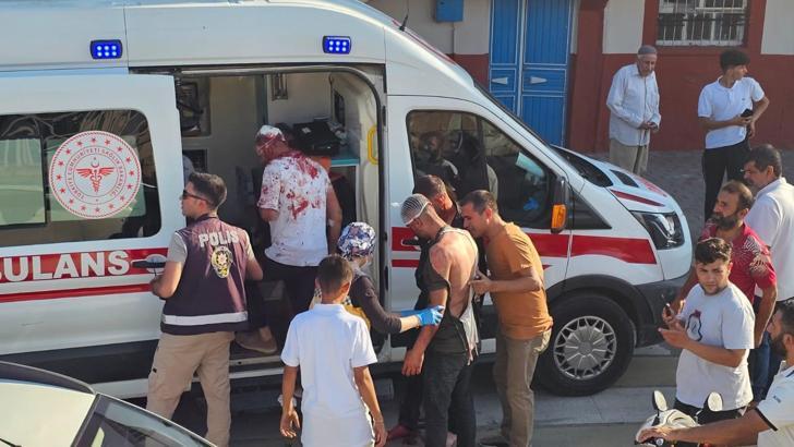 Şanlıurfa'da husumetliler arasında taş, sopa ve silahlı kavga: 8 yaralı