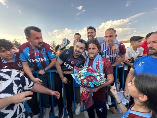 Trabzonspor, Erzurum’da taraftarıyla buluştu